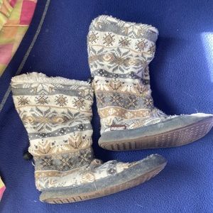 Muk Luks winter boot slippers | 6.5-7.5
